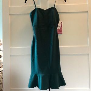Dry Goods emerald sundae tight green formal dress